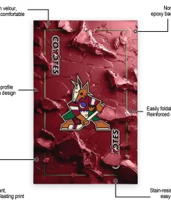 Alternative view of Arizona Coyotes Rug - Cracked Surface Design Red