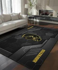 Iowa Hawkeyes Rug - Hexagonal Grid Pattern Black
